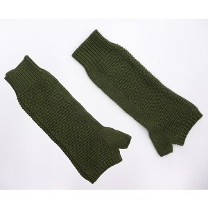 Knitted Gloves