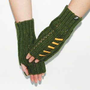 Knitted Gloves