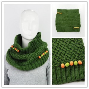 Knitted scarf