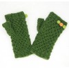 Knitted gloves